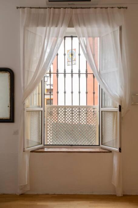 Precioso Apartamento Nuevo En Sevilla Centro 4Pax Esterno foto