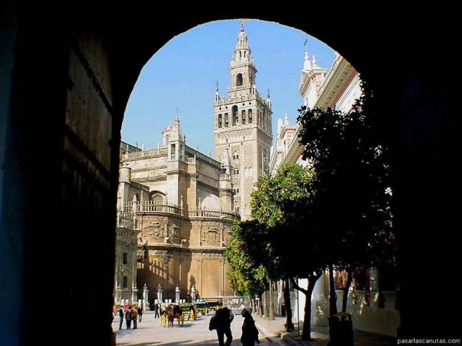 Precioso Apartamento Nuevo En Sevilla Centro 4Pax Esterno foto