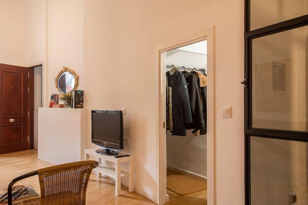 Precioso Apartamento Nuevo En Sevilla Centro 4Pax Esterno foto